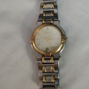 Gucci watch